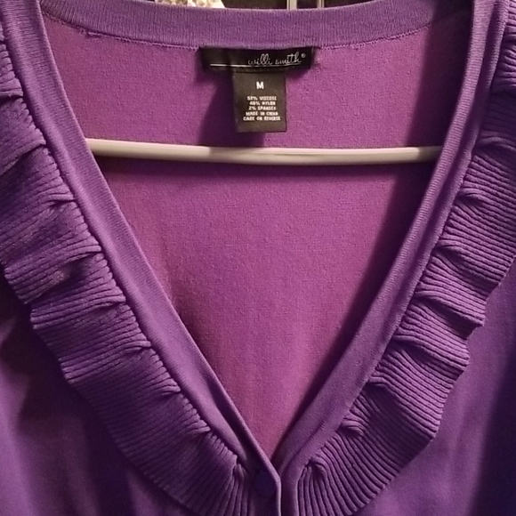 Sweater - Picture 1 of 3